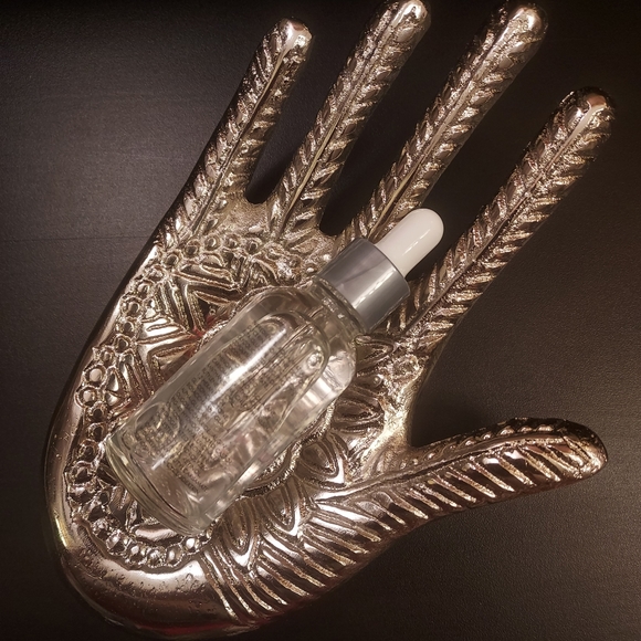 Hyaluronic Acid Facial Serum Anti-Aging Skin Repair for All Skin Types 1 fl oz - Picture 2 of 5